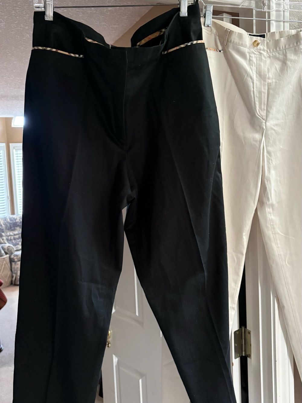 Women's BURBERRY Black golf/casual pants with Nova check Trim 
Also in Cream. 14